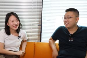 华体会(中国)人力资源教你面试技巧：简历上放什么照片好